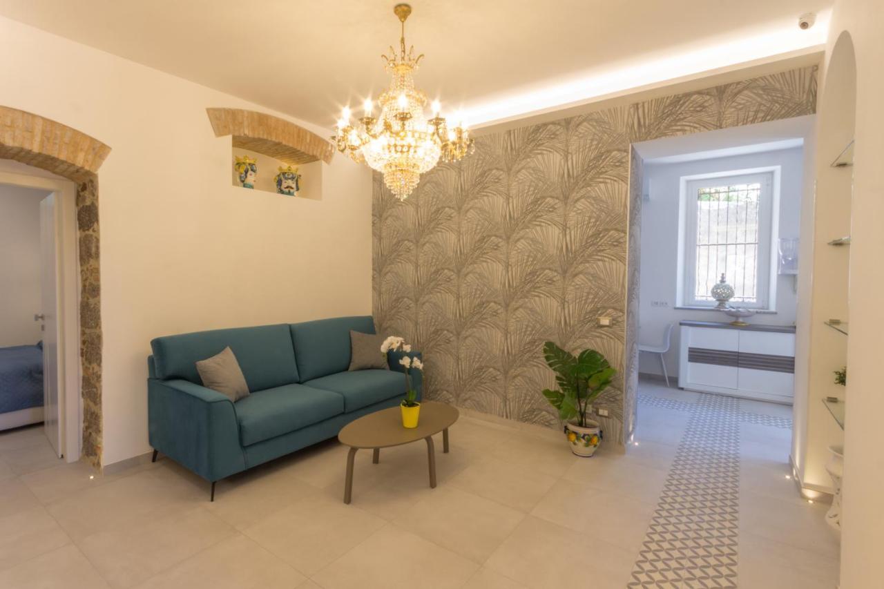 Villa Valverde Apartments E B&B Taormina Exterior foto